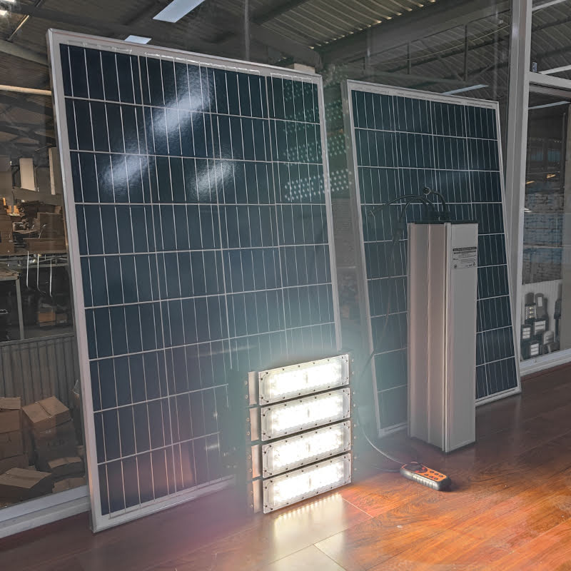 HKLED-ĐÈN-PHA-MODULE-NĂNG-LƯỢNG-MẶT-TRỜI-50W-SÂN-BÓNG-ĐÁ