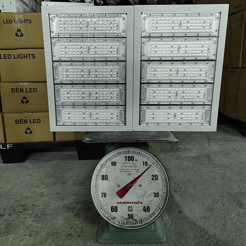 ĐÈN PHA 500W NĂNG LƯỢNG MẶT TRỜI | GIẢI PHÁP CHIẾU SÁNG BỀN VỮNG SẢN XUẤT TẠI VIỆT NAM - Ảnh 6