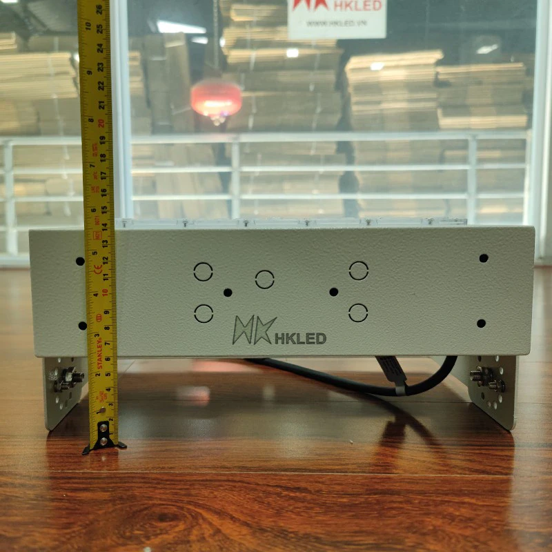 Đèn LED Pha Sân Bóng Năng Lượng Mặt Trời 50W | Giải Pháp Chiếu Sáng Hiệu Quả Cho Sân Bóng - Ảnh 5