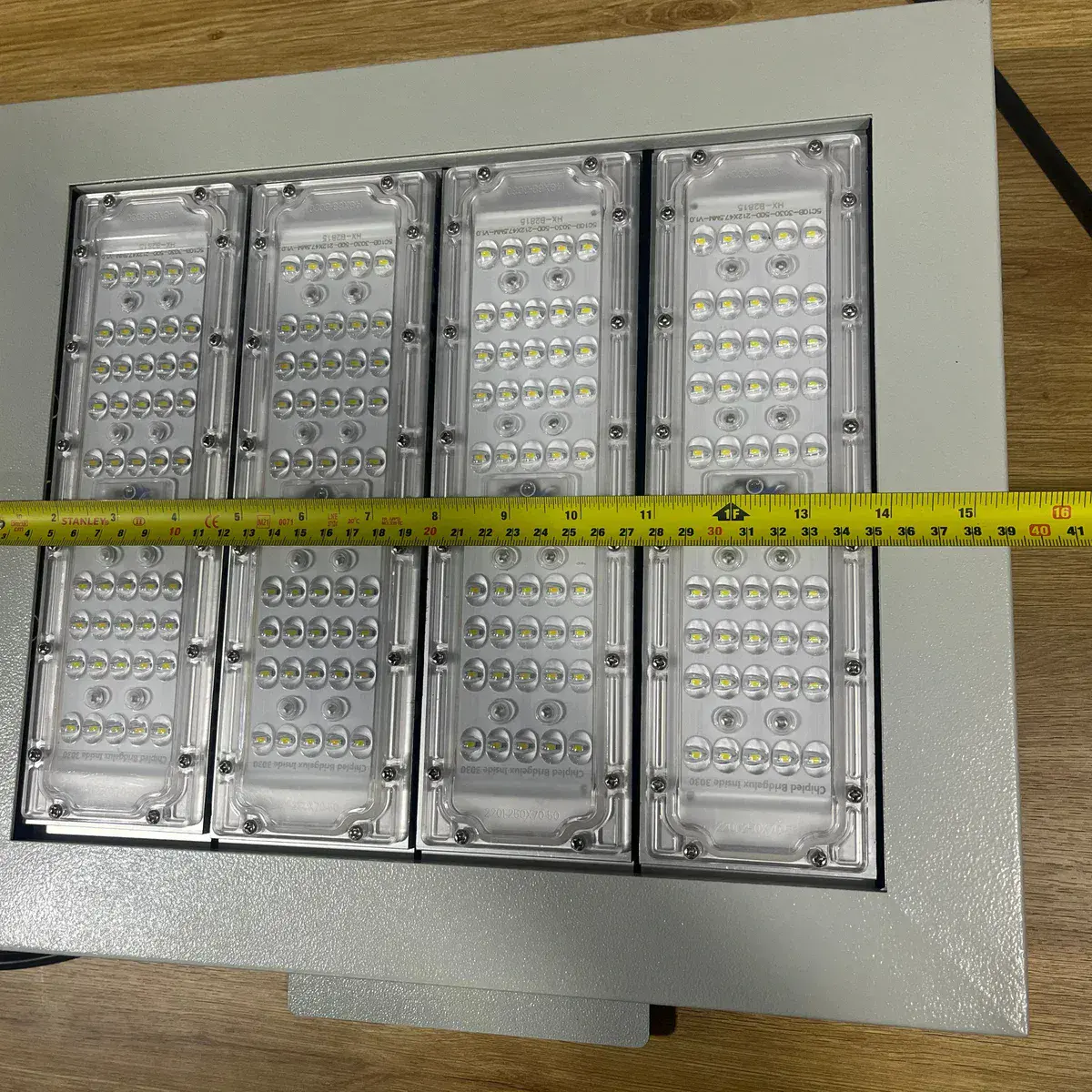 Đèn LED cây xăng chống nổ 200W bảo hành dài hạn tận tâm - Ảnh 9